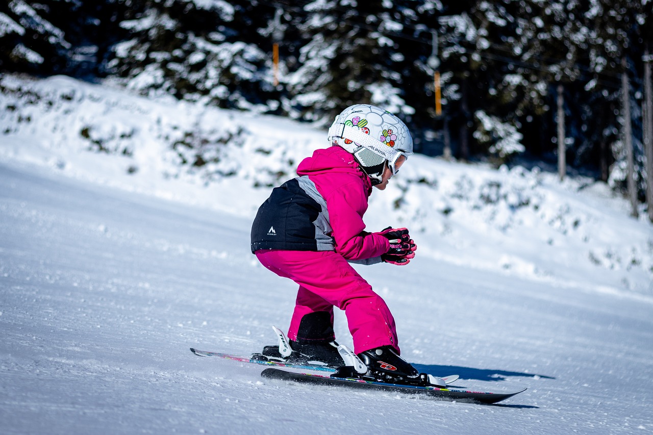 „Vaikų ir jaunimo fizinio aktyvumo didinimas įtraukiant juos į slidinėjimo veiklas“